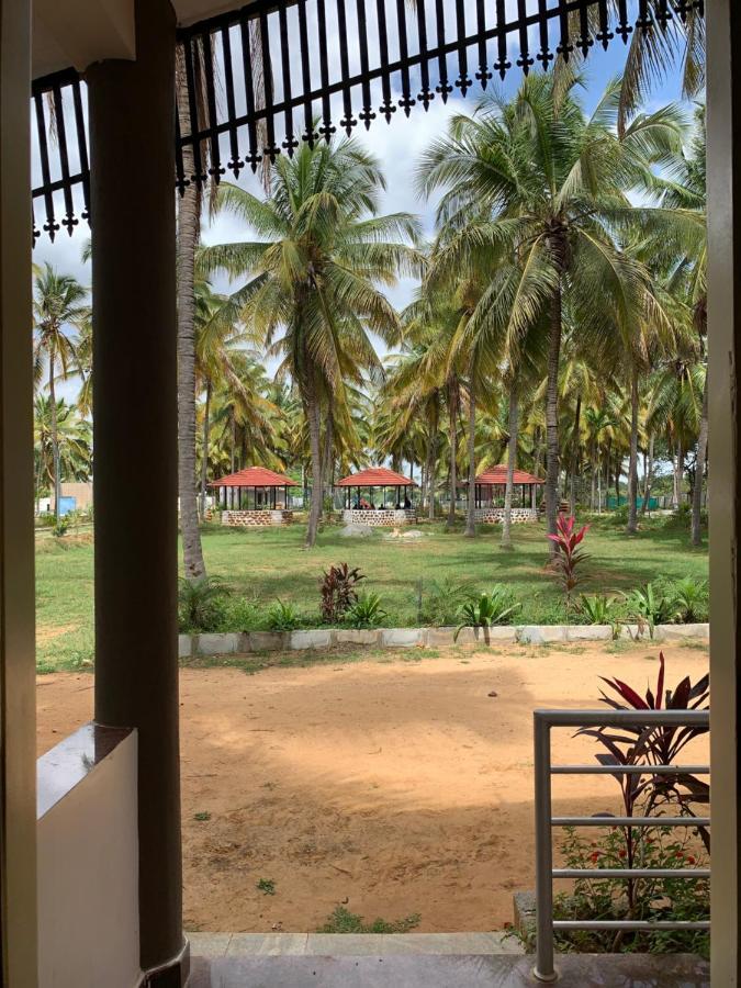 Thumbe Goodu Resort Yadiyur Exteriér fotografie